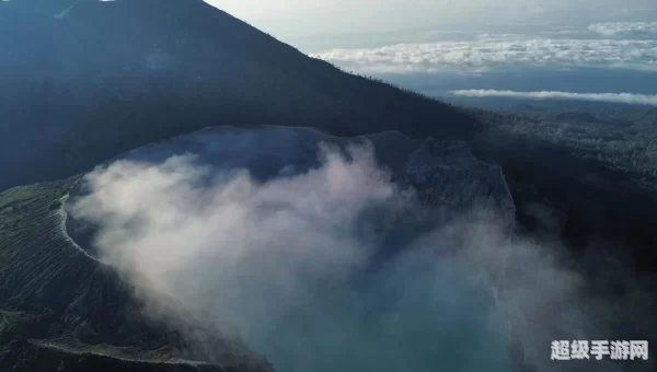 托马斯火山湖